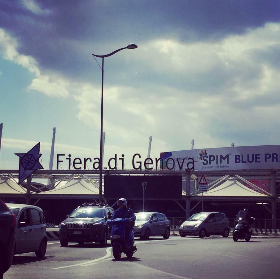Appartamento In Centro Zona Fiera,Davanti Al Galliera Cenova Dış mekan fotoğraf